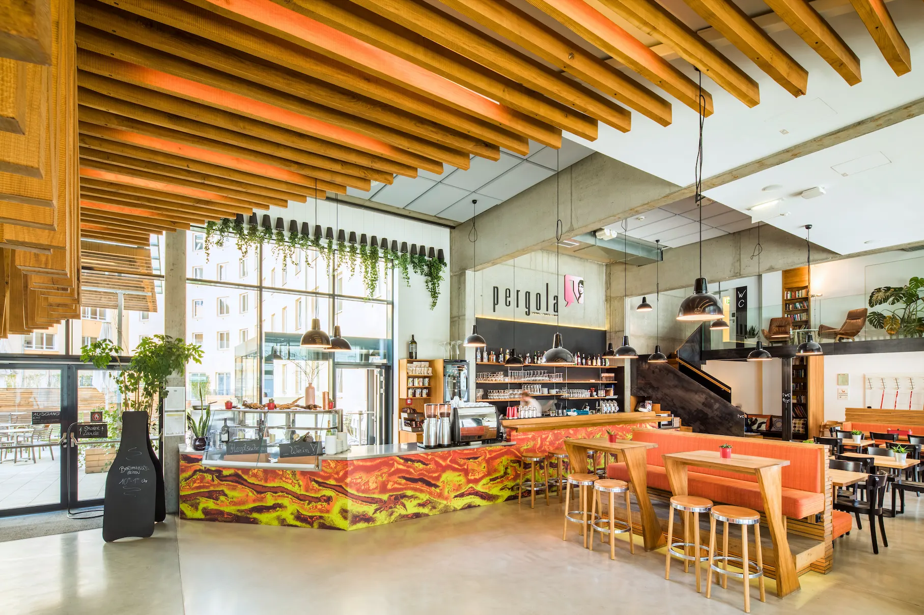 Lokal-Café-Bar Pergola