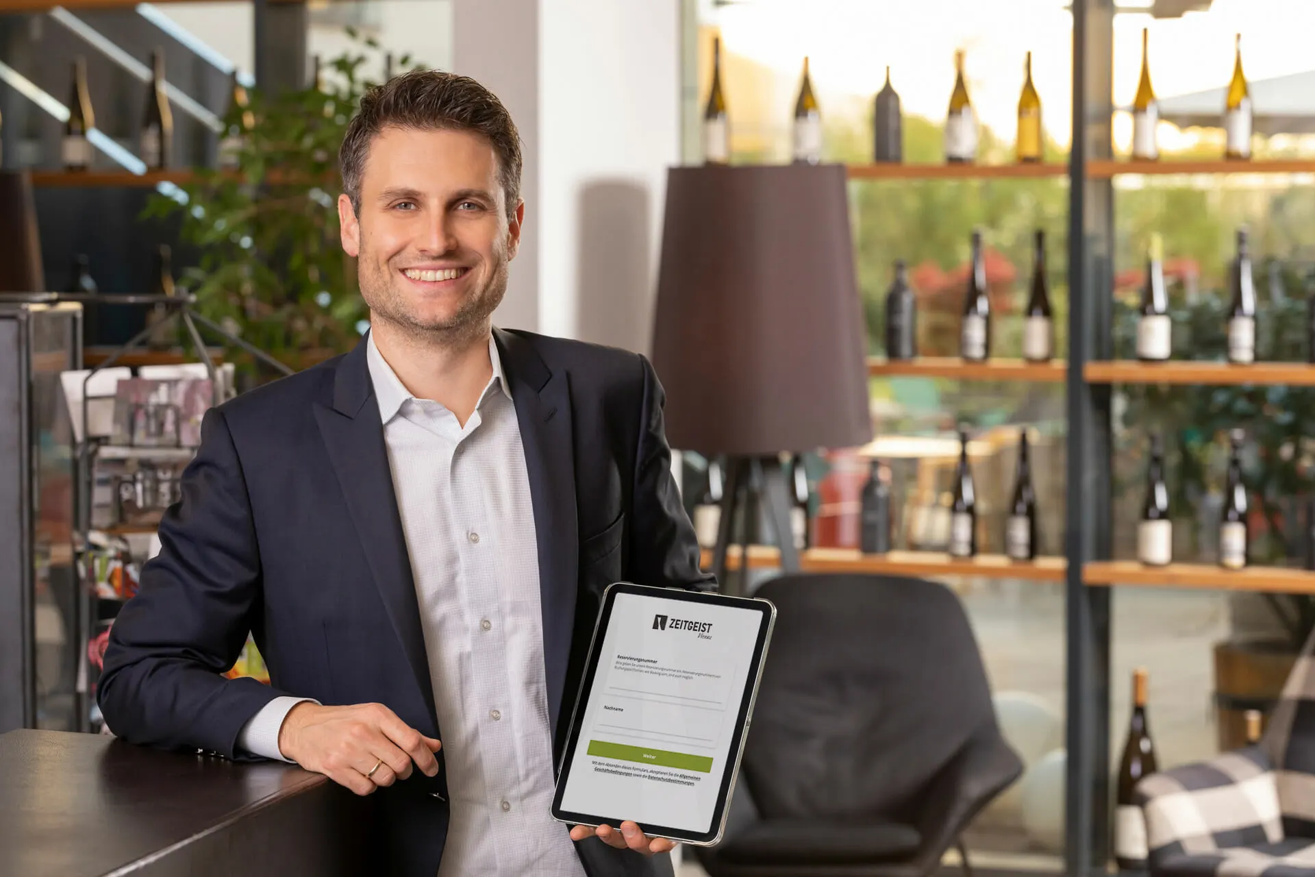 Digitaler Check-in an der Rezeption des Zeitgeist Vienna